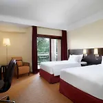 Hotell Courtyard By Marriott Park