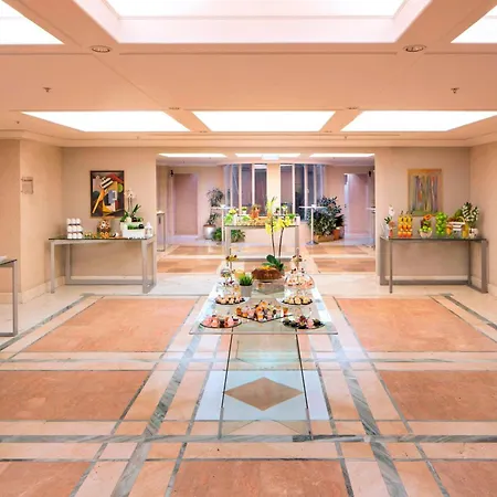 Hotel Courtyard By Marriott Park