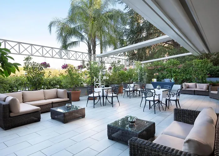 Courtyard By Marriott Park