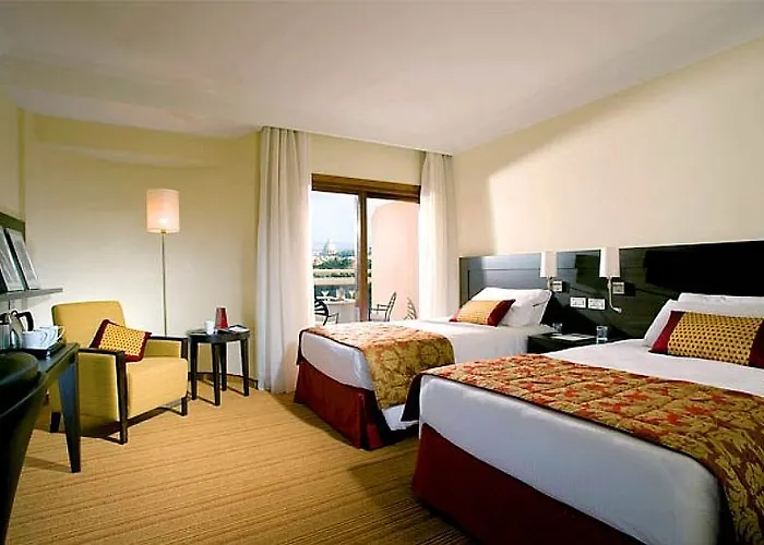 Courtyard By Marriott Park