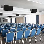 Courtyard By Marriott Park