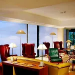 Courtyard By Marriott Park