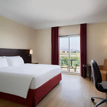 מלון Courtyard By Marriott Park רומא