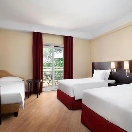 Courtyard By Marriott Park 4* רומא