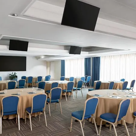 Courtyard By Marriott Park 4* רומא