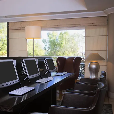 Courtyard By Marriott Park 4* רומא