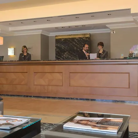 Szálloda Courtyard By Marriott Park