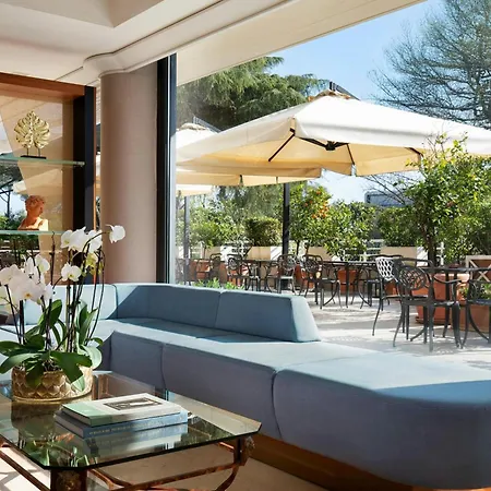 Courtyard By Marriott Park Rom