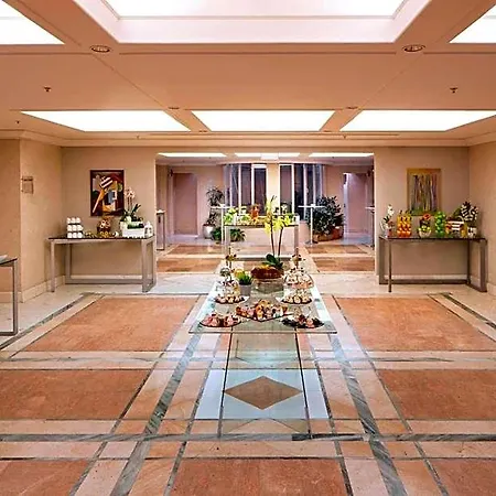 Courtyard By Marriott Park Hotel Rom