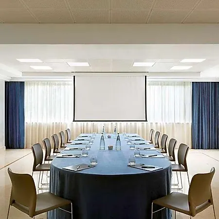 Courtyard By Marriott Park Hotell Rom