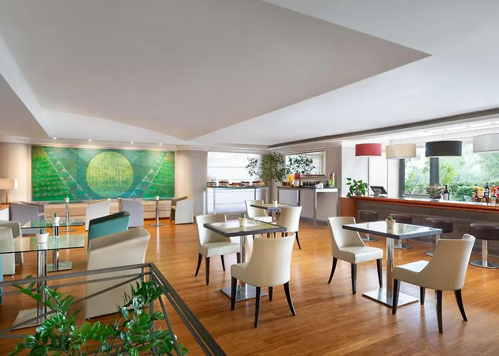 Courtyard By Marriott Park Hotel Rzym