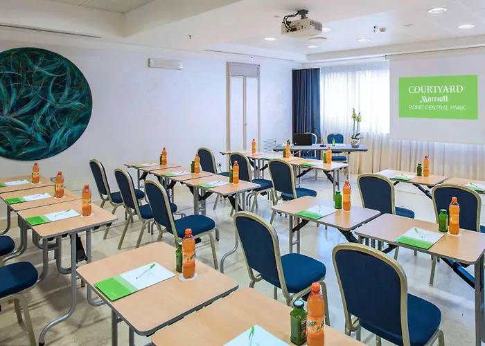 Courtyard By Marriott Park Hotel Rzym