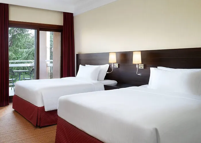 Courtyard By Marriott Park Hotel Rzym