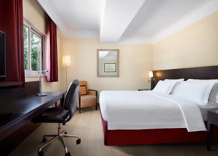 Courtyard By Marriott Park Hotel Rzym