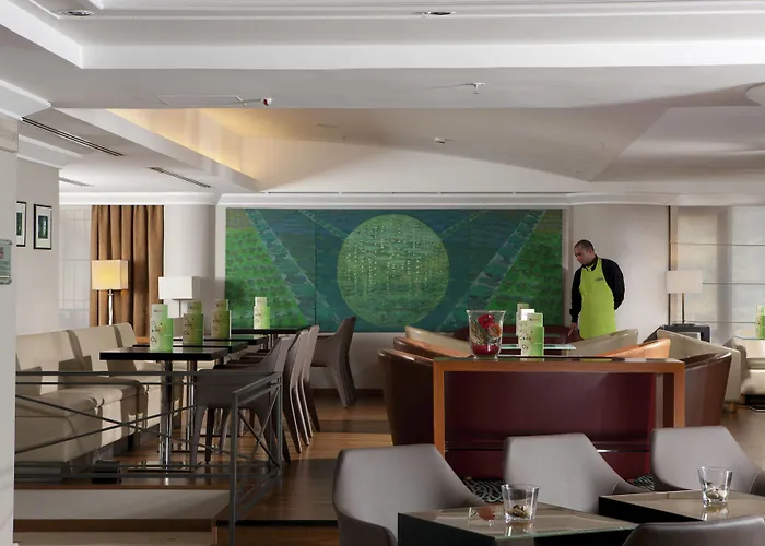 Courtyard By Marriott Park 4*